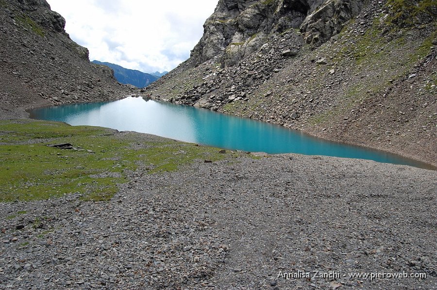 15 Il lago nella sua interezza.JPG